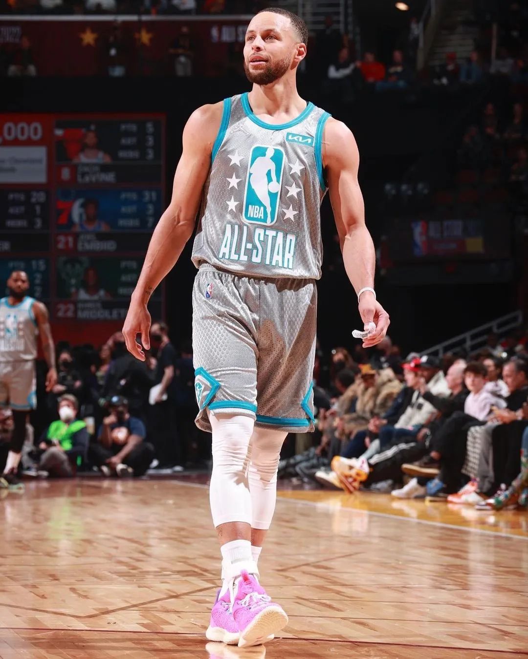 员在初到欧 员在初到欧